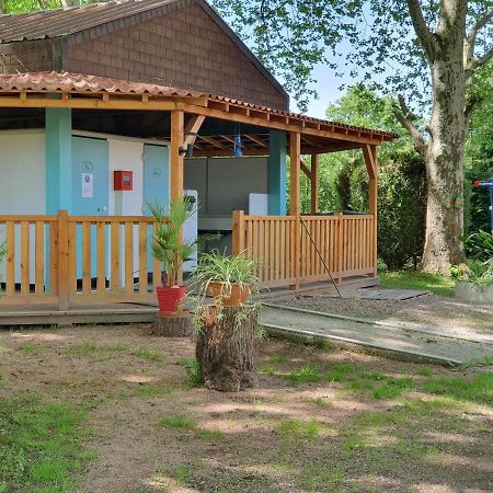 Camping Des 2 Rives- Mobilhomes Etang-sur-Arroux 외부 사진
