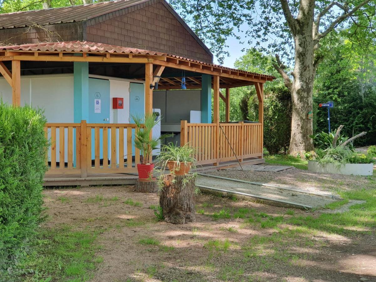 Camping Des 2 Rives- Mobilhomes Etang-sur-Arroux 외부 사진